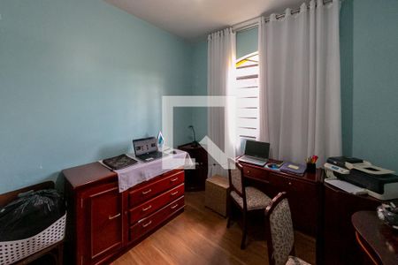 Casa à venda com 300m², 5 quartos e 4 vagasQuarto 3