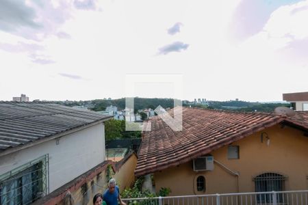 Casa à venda com 300m², 5 quartos e 4 vagasVista