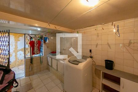 Casa à venda com 300m², 5 quartos e 4 vagasÁrea de Serviço