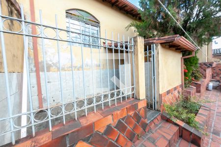 Casa à venda com 300m², 5 quartos e 4 vagasCanil