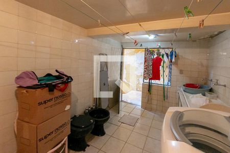 Casa à venda com 300m², 5 quartos e 4 vagasÁrea de Serviço