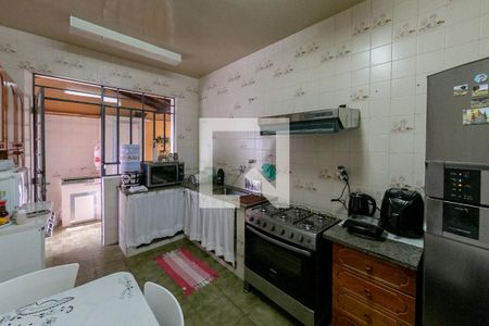 Casa à venda com 300m², 5 quartos e 4 vagasCozinha