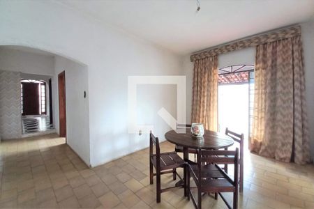 Casa à venda com 320m², 5 quartos e 3 vagasSala de Jantar