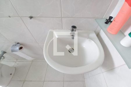 Casa à venda com 320m², 5 quartos e 3 vagasBanheiro 2