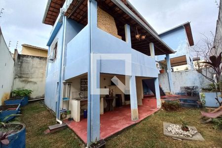 Casa à venda com 320m², 5 quartos e 3 vagasFachada