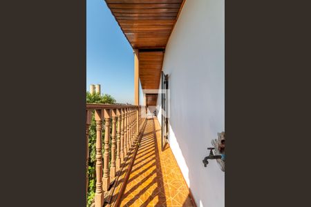 Casa à venda com 385m², 5 quartos e 2 vagasVaranda do Sótão