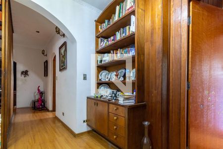 Casa à venda com 385m², 5 quartos e 2 vagasHall Superior