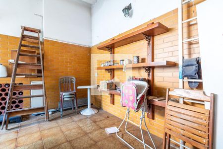 Casa à venda com 385m², 5 quartos e 2 vagasChurrasqueira