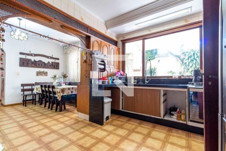 Casa à venda com 385m², 5 quartos e 2 vagasCozinha