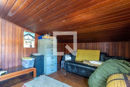 Casa à venda com 385m², 5 quartos e 2 vagasSótão