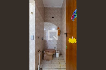 Casa à venda com 385m², 5 quartos e 2 vagasBanheiro da Suíte 3