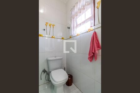 Casa à venda com 385m², 5 quartos e 2 vagasBanheiro da Suíte 2