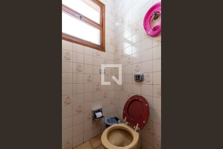 Casa à venda com 385m², 5 quartos e 2 vagasLavabo