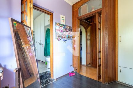 Casa à venda com 385m², 5 quartos e 2 vagasSuíte 1