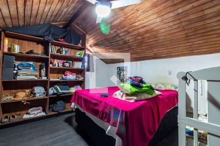 Casa à venda com 385m², 5 quartos e 2 vagasQuarto da Casa Secundária