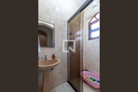 Casa à venda com 385m², 5 quartos e 2 vagasBanheiro da Suíte 3