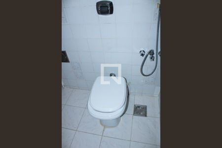 Apartamento à venda com 81m², 3 quartos e 1 vaga Apartamento à venda com 81m², 3 quartos e 1 vagaBanheiro