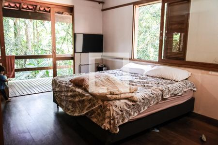 Casa para alugar com 350m², 5 quartos e 6 vagas Casa para alugar com 350m², 5 quartos e 6 vagasSuíte