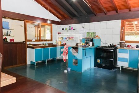 Casa para alugar com 350m², 5 quartos e 6 vagas Casa para alugar com 350m², 5 quartos e 6 vagasCozinha