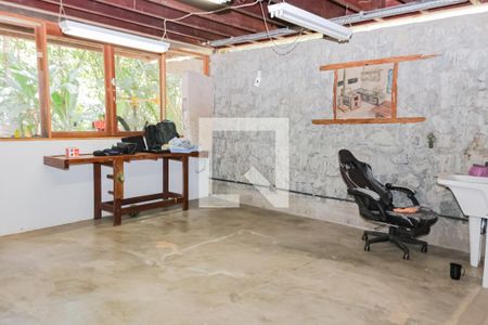 Casa para alugar com 350m², 5 quartos e 6 vagas Casa para alugar com 350m², 5 quartos e 6 vagasEscritório