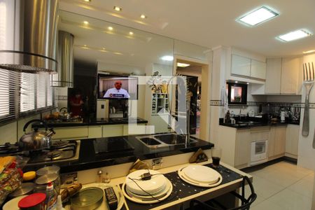 Apartamento à venda com 354m², 4 quartos e 4 vagasCozinha