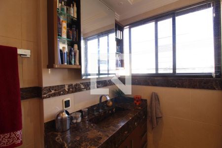 Apartamento à venda com 354m², 4 quartos e 4 vagasBanheiro - Suíte 4