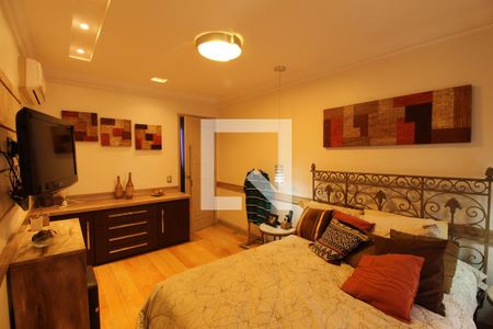 Apartamento à venda com 354m², 4 quartos e 4 vagasSuíte 1