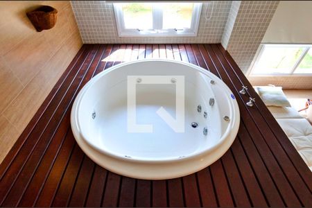 Apartamento à venda com 145m², 3 quartos e 2 vagas Apartamento à venda com 145m², 3 quartos e 2 vagasSpa