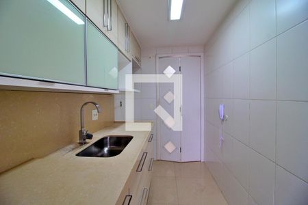 Apartamento à venda com 145m², 3 quartos e 2 vagasCozinha
