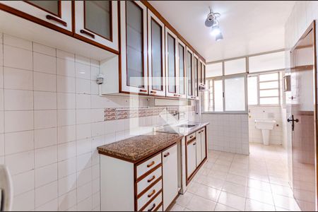 Apartamento à venda com 70m², 2 quartos e 1 vaga Apartamento à venda com 70m², 2 quartos e 1 vagaCozinha