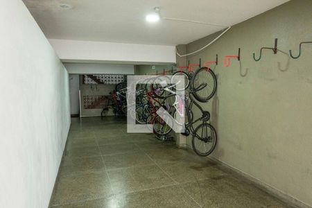 Apartamento à venda com 70m², 2 quartos e 1 vaga Apartamento à venda com 70m², 2 quartos e 1 vagaBicicletário