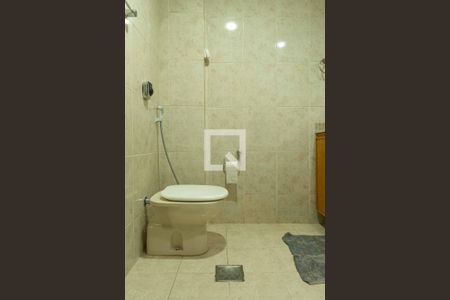 Apartamento à venda com 70m², 2 quartos e 1 vaga Apartamento à venda com 70m², 2 quartos e 1 vagaBanheiro