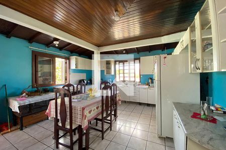 Casa à venda com 150m², 3 quartos e 2 vagasCozinha