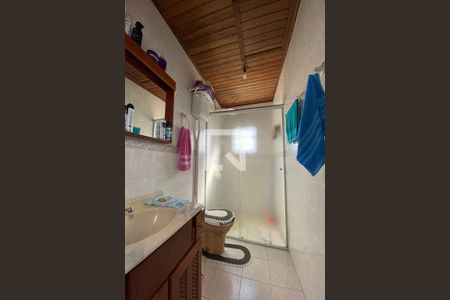 Casa à venda com 150m², 3 quartos e 2 vagasBanheiro