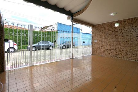 Casa à venda com 128m², 2 quartos e 2 vagasGaragem