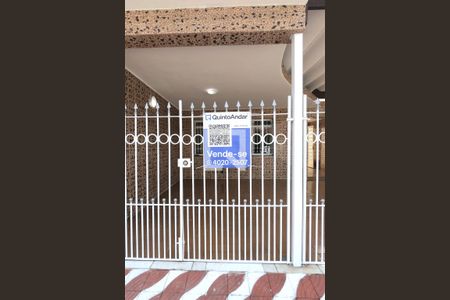 Casa à venda com 128m², 2 quartos e 2 vagasPlaca