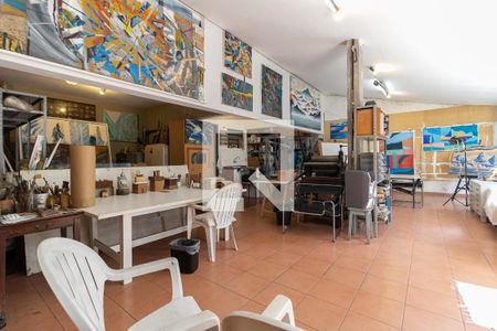 Casa à venda com 430m², 3 quartos e 3 vagasAteliê