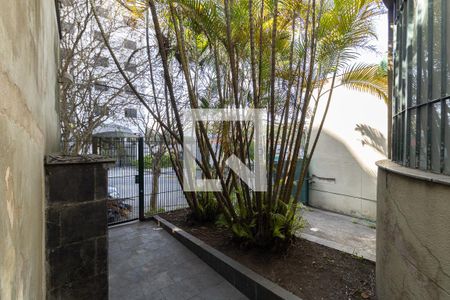 Casa à venda com 430m², 3 quartos e 3 vagasEntrada
