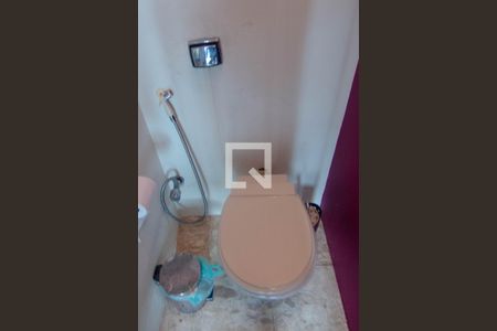 Apartamento à venda com 87m², 2 quartos e sem vaga Apartamento à venda com 87m², 2 quartos e sem vagaLavabo