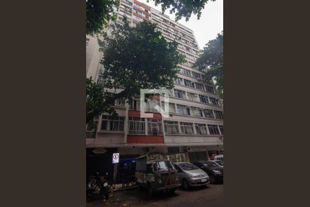 Apartamento à venda com 87m², 2 quartos e sem vaga Apartamento à venda com 87m², 2 quartos e sem vagaFachada