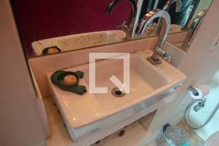 Apartamento à venda com 87m², 2 quartos e sem vaga Apartamento à venda com 87m², 2 quartos e sem vagaLavabo