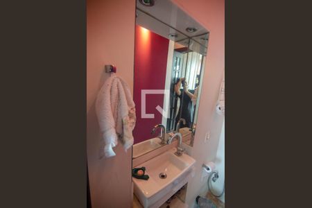 Apartamento à venda com 87m², 2 quartos e sem vaga Apartamento à venda com 87m², 2 quartos e sem vagaLavabo