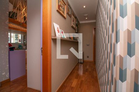 Apartamento à venda com 280m², 3 quartos e 5 vagas Apartamento à venda com 280m², 3 quartos e 5 vagasCorredor