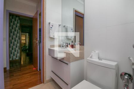 Apartamento à venda com 280m², 3 quartos e 5 vagas Apartamento à venda com 280m², 3 quartos e 5 vagasBanheiro Suíte 2