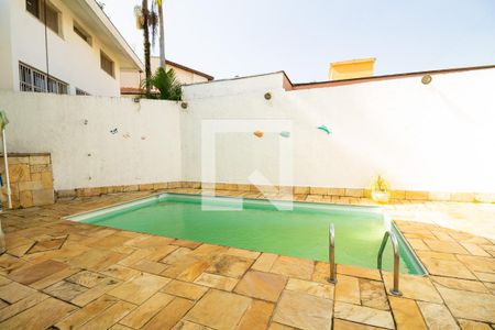 Casa à venda com 247m², 4 quartos e 3 vagasPiscina