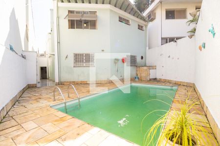 Casa à venda com 247m², 4 quartos e 3 vagasPiscina