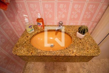 Casa à venda com 247m², 4 quartos e 3 vagasLavabo 