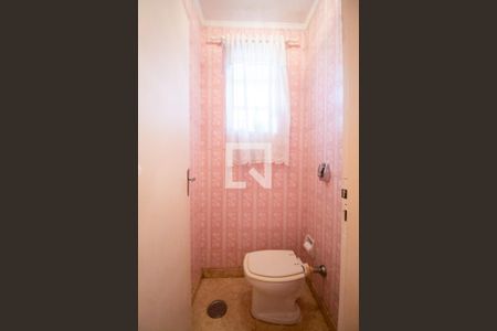 Casa à venda com 247m², 4 quartos e 3 vagasLavabo 