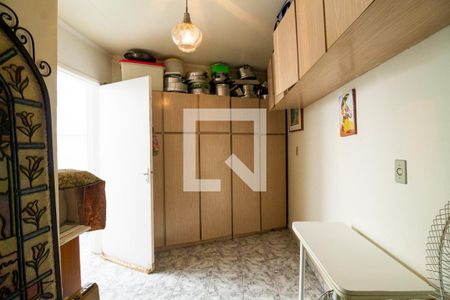 Casa à venda com 247m², 4 quartos e 3 vagasQuarto de Serviço