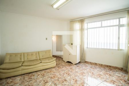 Casa à venda com 247m², 4 quartos e 3 vagasQuarto 4